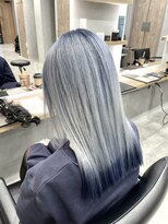 ノアル(NOAHL)&nbsp;G ブリーチ×３回　ルーツカラー&エンドカラー