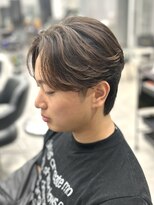オーバルバイアピッシュ(OVARL by apish)&nbsp;韓国風センターパートコンマヘアカルマヘアフェザーパーマ