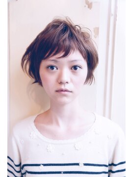 ブルー ヘアーメイク(Blue Hair Make) ベイビーバングのマッシュショート