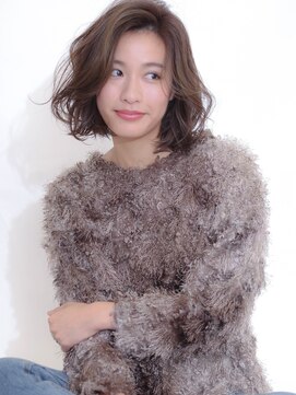 ティーノ(TINO by ganesha) ☆フォルム綺麗なヌーディーベージュ☆