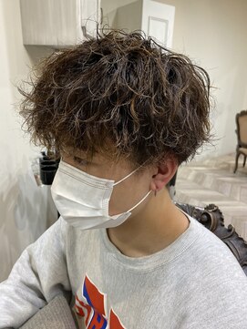 エル(EL by green) 《tomi》刈り上げマッシュ×ツイストスパイラル