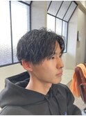 センターパート×ツイストパーマ