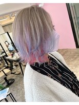 ディーカヘアーセンダイ(Di KA HAIR sendai)&nbsp;外はねレイヤーボブ/インナーカラー/ホワイト