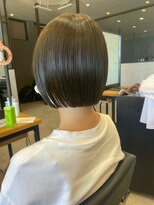 アチーブリス(achieve Liss)&nbsp;艶髪×暗髪グレージュ まるみシルエットボブ