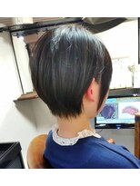 カミケン 方木田店(kamiken.)&nbsp;耳かけ学生ショートかわいいモテ髪シンプル【カミケン方木田店】