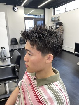 メンズサロンドットリアン(dot. lien) スパイキーショートメンズ刈り上げ骨格矯正カット