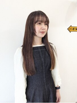 オンフリーク(on Fleek) ロング顔回りレイヤー