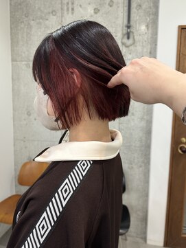 サクラ オモテサンドウ(SAKURA) インナーカラー ボルドーカラー 表参道