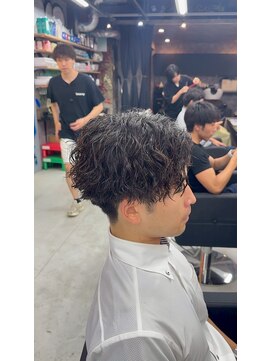 カーニー 北千住(kearny) メンズカットパーマ/ニュアンスパーマ/フェザーパーマ[北千住]