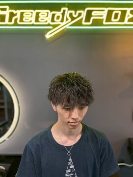 グリーディーフォックス 三軒茶屋(GreedyFOX) 波巻き/マッシュパーマ/ウルフ/ハイライト<理容室>三軒茶屋