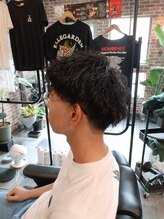 エン フロム ザ バーバー(縁 From the Barber)&nbsp;フェード×波巻きスパイラルミックス