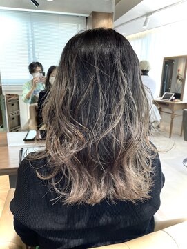 バレイヤージュ/白髪ぼかし/伸びても気にならない