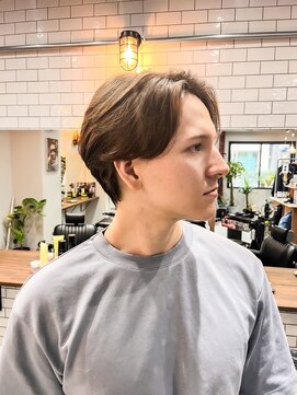 ミスターマウントロックバーバーショップ(MR.MT.ROCK BARBER SHOP) センターパート