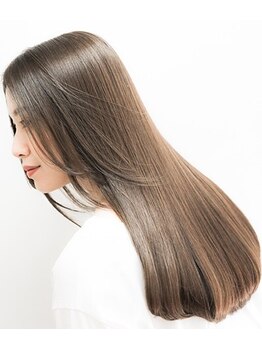 ヘアースタジオフォルムの写真/【下大利駅1分】リピート続出!フォルム独自の髪質改善【映え髪】で,湿気に負けない潤いと圧倒的なツヤ髪へ!