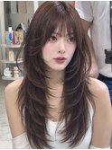 韓国ヘアロングレイヤーカットミルクティーベージュ前髪カット