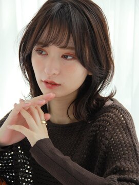 フェリアファム 北千里(FERIA fam) 【FERIA】外ハネくびれミディ