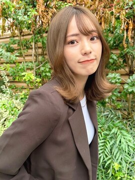 ミラリー トウキョウ(Mirareee Tokyo) 20代30代40代◎栗色波巻きミルクチョコレート艶感エギョモリ