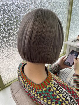 カルム(calm) ぷつっとボブ