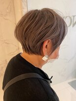 エン(en,)&nbsp;30代40代おすすめショート/グレージュ/くびれショート