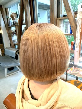 トランク(TRUNK) ベージュボブ