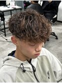 スペインカール 刈り上げ眉カットツイストスパイラルパーマ