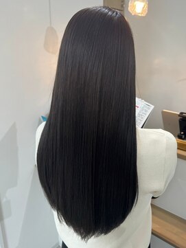 ビビバイベル(BiVi by BHEL) グレージュミルクティーベージュカラー韓国レイヤーカット桑名