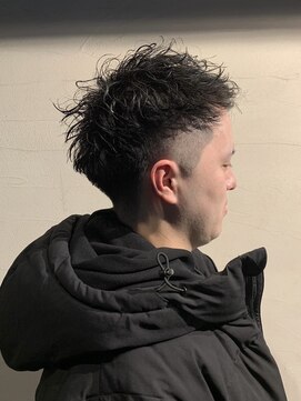 ロダット 横浜(LODAT by little) ツイストスパイラルパーマ【LODAT横浜】