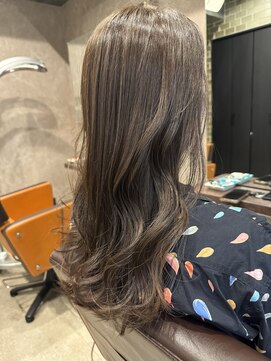 マルカ 千歳烏山(marca) イルミナ白髪ぼかし＋カット