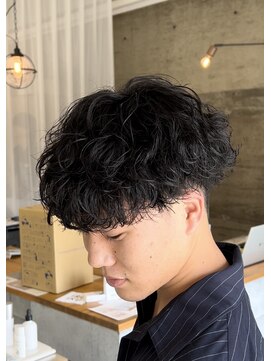 メンズギフト(men's GIFT) マッシュ刈り上げツーブロックツイストスパイラルパーマ