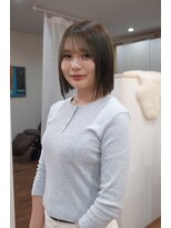 ムク(Muku) 透け感オリーブベージュ×タイトボブ