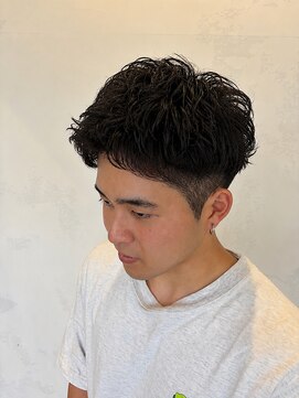 トレイル(Trail) ルーズショート パーマ