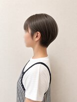 サザエ(SAZAE) 丸みショートで美シルエット