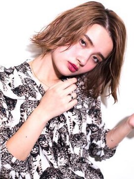 クアトログランシュ ひたちなか店(QUATRO×GranCieux) 【QUATRO】モード×クラシカル×ミルクティーカラー