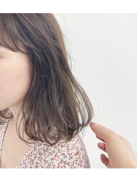 ガーランドウメダ(Garland umeda) アディクシーカラー＿スモキーベージュ＿0004128