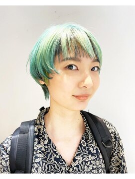 クロリ 淡路店(Chlori) 10.20代学生人気☆個性派ブリーチグリーンカラーショートウルフ