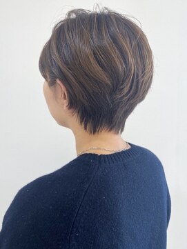 ヒビカ(HIBIKA) 丸めタイトショート