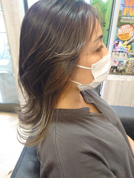 ビューティーワークスループライン(beautyworks LoopLine) ウルフ、ハイライトカラー