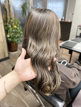 ヴィフ 大船(VIF) ハイライト/白髪ぼかし/グレージュ/TOKIO/大船駅/