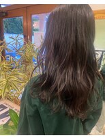 シー 岡崎(,SHE)&nbsp;イメチェン/ハッシュカット/フルバング/レッドブラウン/岡崎