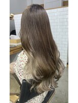 アトリエ ジジ(atelier ZiZi)&nbsp;グラデーションカラー　ロングレイヤー