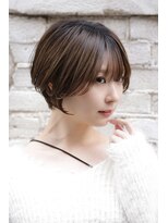 カライングドゥ(ing deux)&nbsp;大人可愛い20代30代40代黒髪前下がりショートボブ丸みショート◎