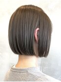 調布イルミナカラータッセルボブミルクティーベージュアッシュ
