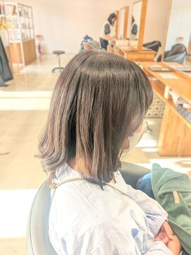 ストーリアエフ カミトザッカ(storia.f kami to zakka) ラベンダーアッシュカラー