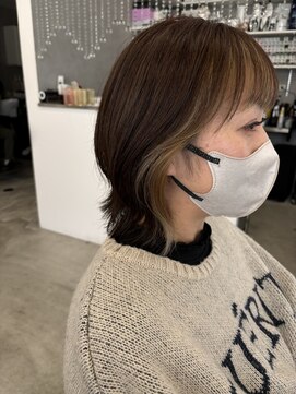 テラス トヨタ(Telasu Toyota) フェイスフレーミングカラーとレイヤーボブ