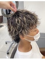 キャンバス バイ ネオリーブ 横浜西口(Canvas by neo.) 波巻きツイストスパイラルパーマツーブロック刈り上げマッシュ