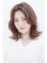ペレ(pele)&nbsp;【自由が丘pele】大人かわいい/ロブ/外ハネ/センターパート