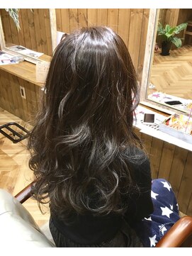 ヌーア(NuuA) 大人綺麗♪♪