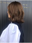 ミディアムレイヤーヘア