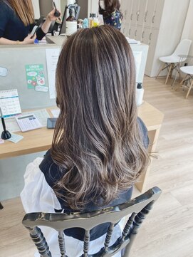 チェレ ロッソ 金剛店(Chere rosso) ハイライト×くすみカラー×グレージュカラー