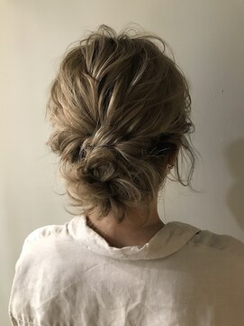 バウム(BAUM) ナチュラルなアレンジスタイル。